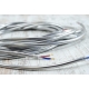 chromowany kabel w oplocie metalowym